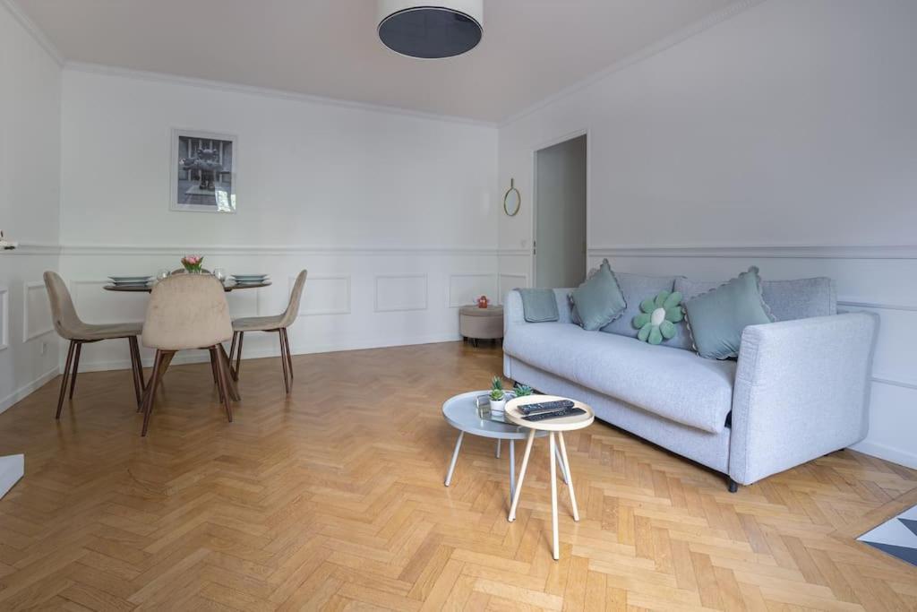 The Smile House // Bussy-Saint-Georges Apartment Exterior photo